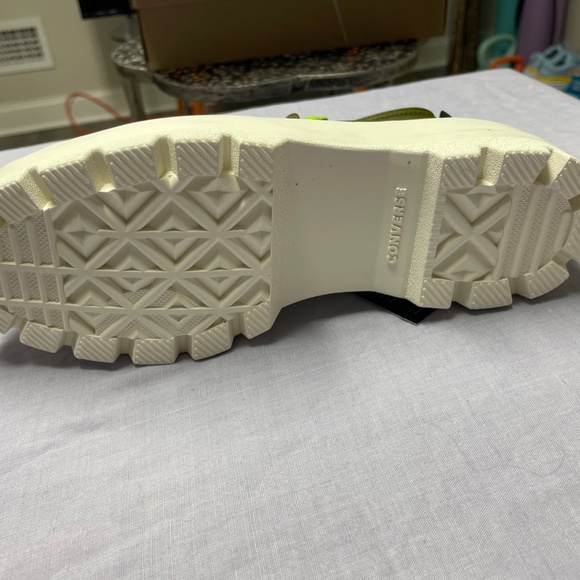 Chuck Taylor All Star Lugged Winter from Converse - Picture 6 of 11